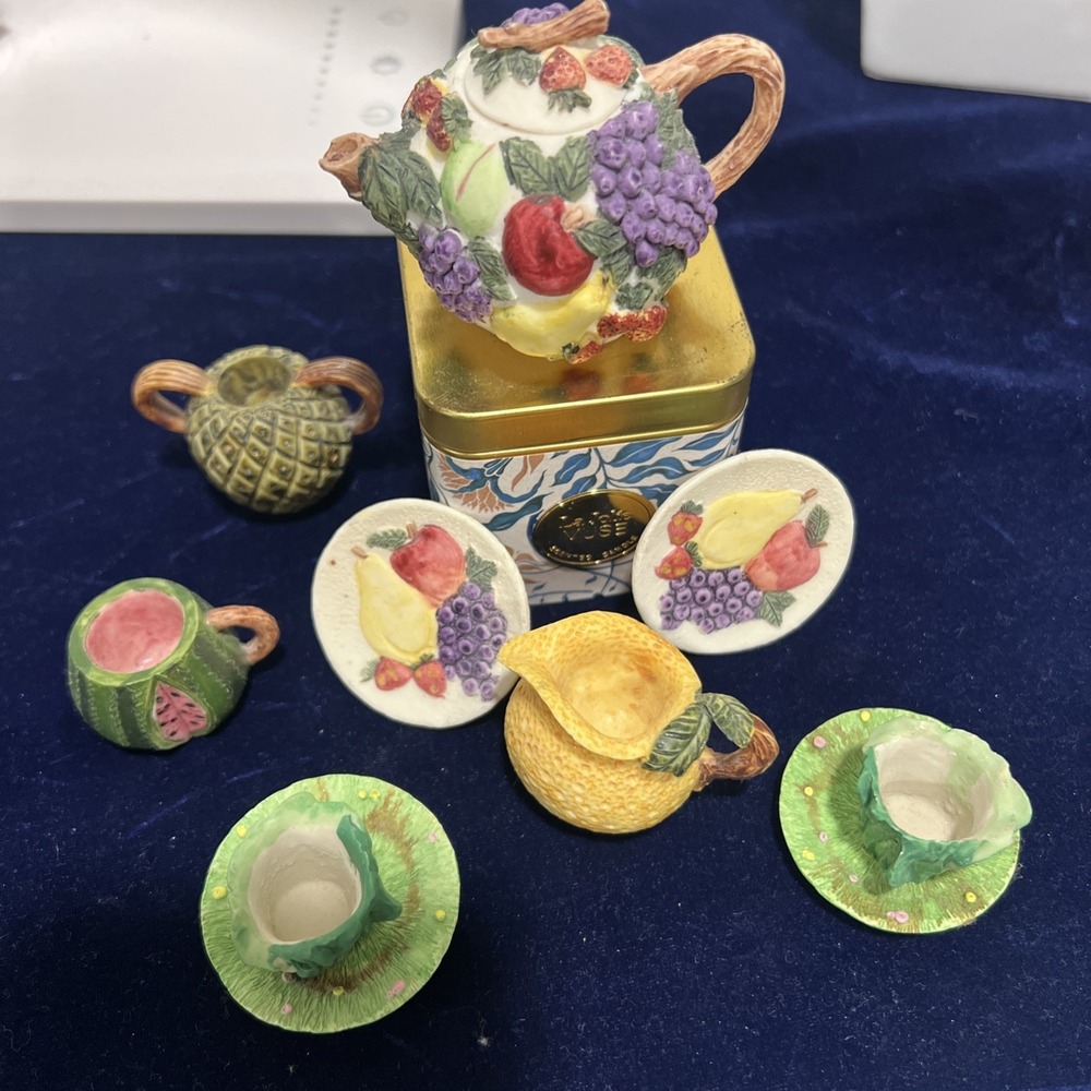 Miniature Teapot Ceramic Covered In Fruit 10 Pc Set Plates Jar Cup Saucer